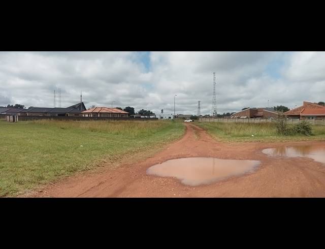 2,439M² VACANT LAND FOR SALE IN RIVERSDALE